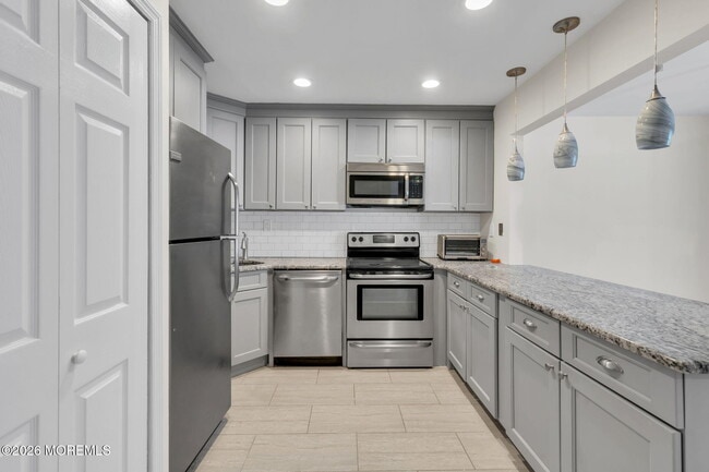 Photo - 129 Amberly Dr