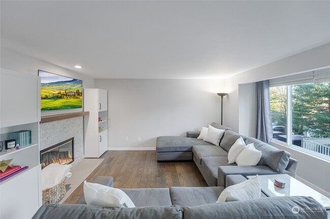Photo - 208 Mountain Park Blvd SW