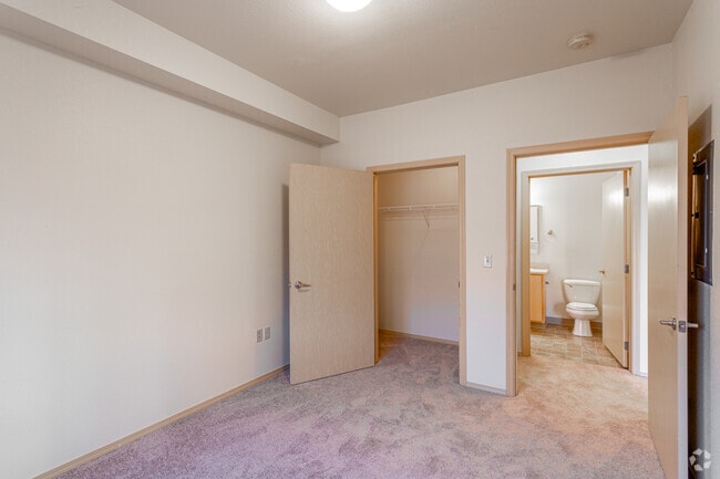2BR, 1BA - Model B