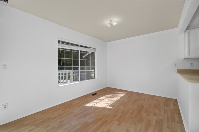 Photo - 1267 Copper Peak Ln