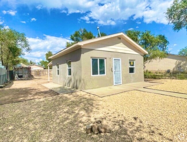 Building Photo - Charming 1 bed 1 bath house in Pueblo $1200