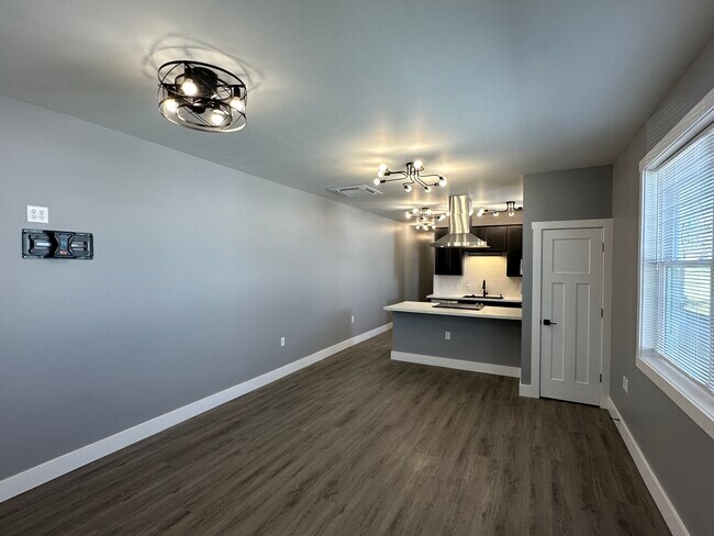 Photo - 1102 S Malott St