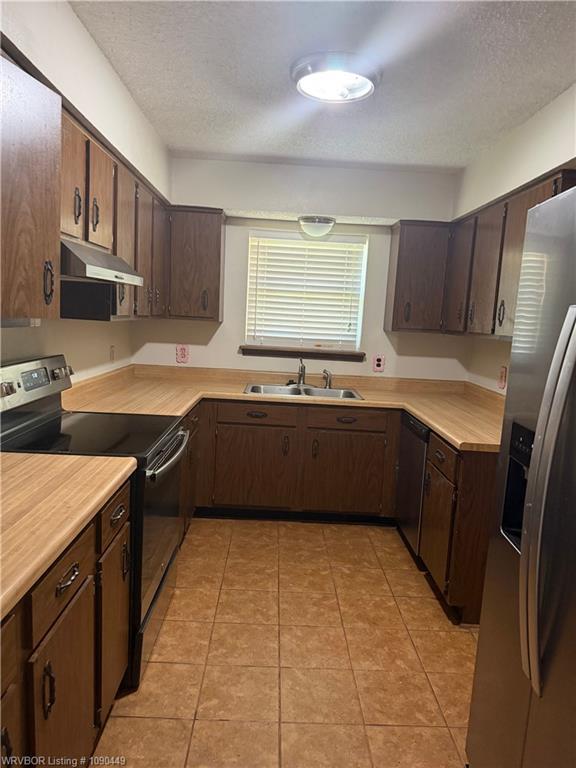 Photo - 1503 M Cir