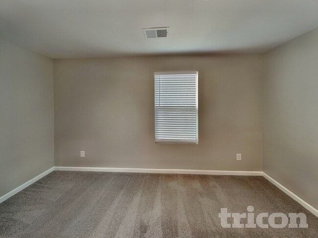 Photo - 234 W Turner St