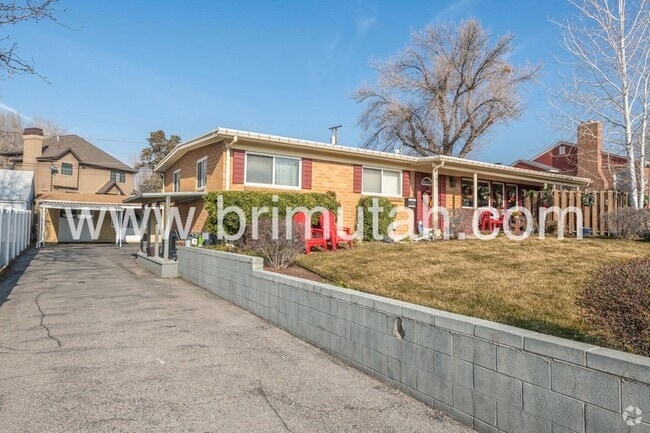 Building Photo - 1877 Osage Orange Ave S Rental