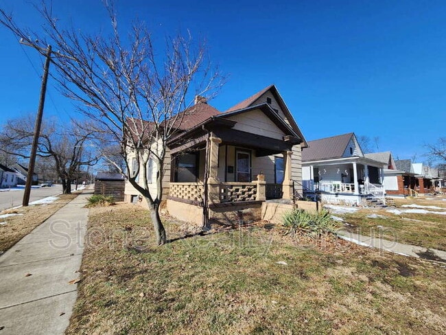 Building Photo - 1100 N 10th St