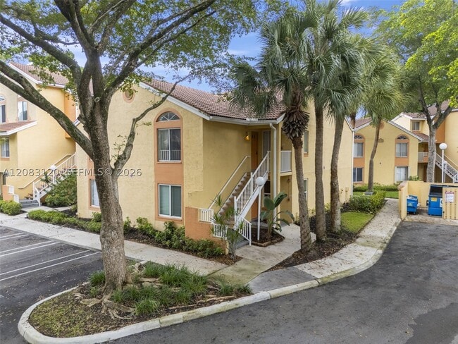 Building Photo - 1076 Coral Club Dr Unit 1076