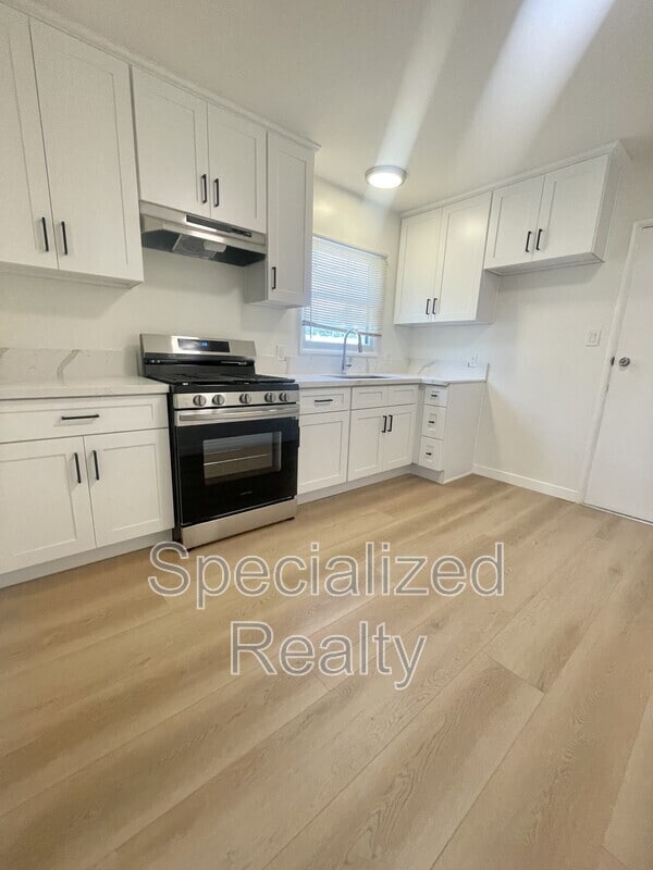 500 Hill Dr