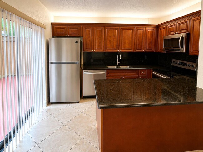 Photo - 168 Lake Arbor Dr