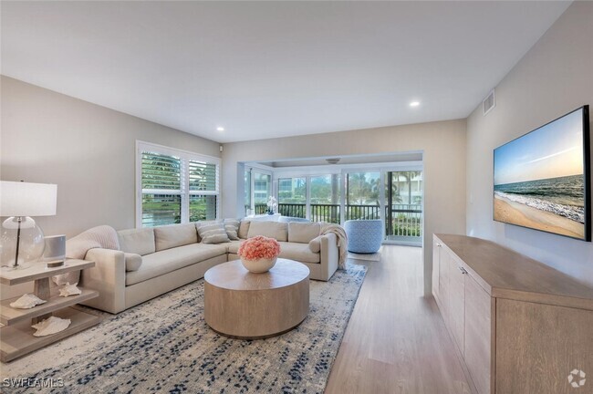 Building Photo - 6371 Pelican Bay Blvd Unit N7 Rental