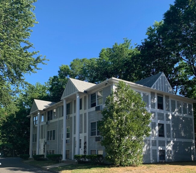 132 Mill St Apartments Springfield, MA