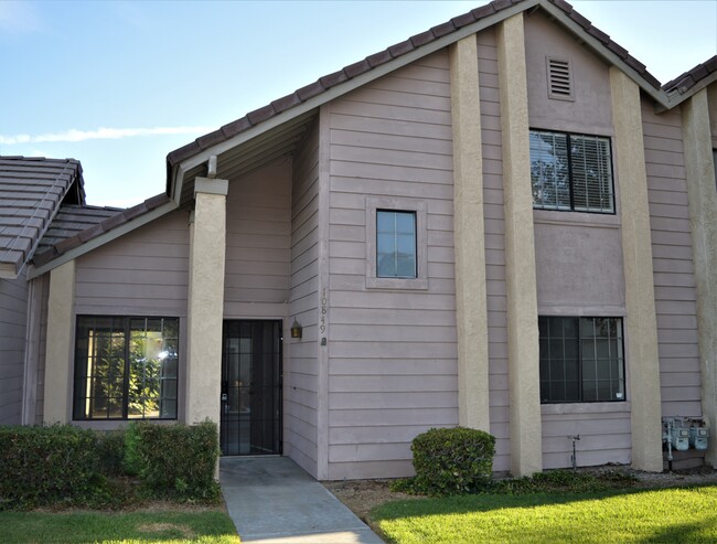 Photo - 10849 Mountain View Ave Townhome