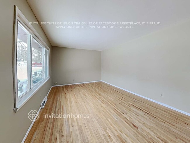 Photo - 1911 Adolphus St