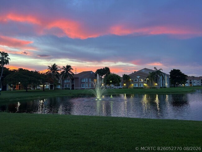 Building Photo - 7888 Sonoma Springs Cir Unit 108