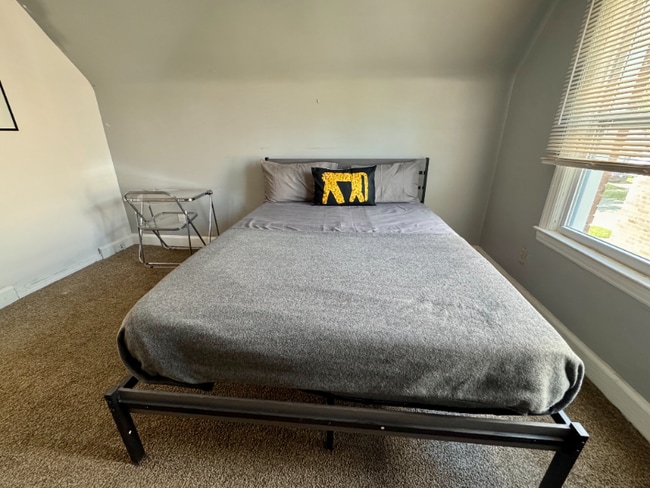 Photo - 5284 Devonshire Rd