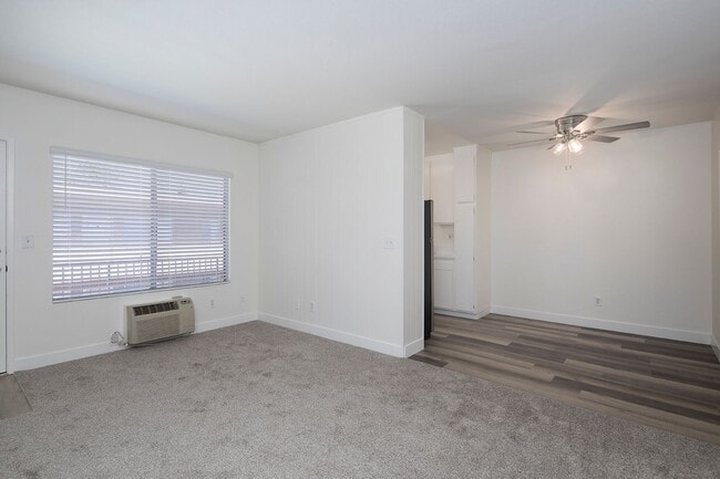 Photo - Trade Winds Apartments