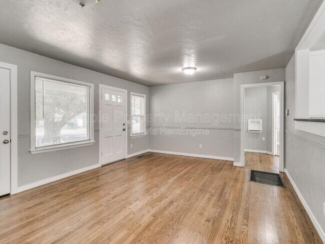 Photo - 3916 NW 24th St