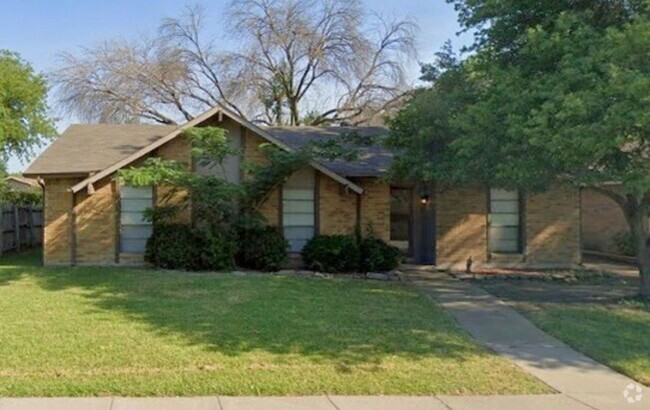 Building Photo - 5033 Amhurst Ln Rental
