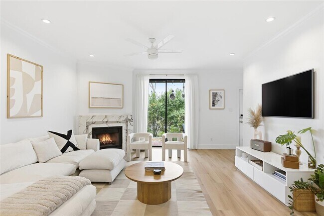 Photo - 1501 Barton Springs Rd Unit 104