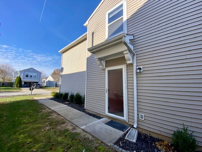 Photo - Stunning 3 Bedroom/3 Bath Home in Noblesville