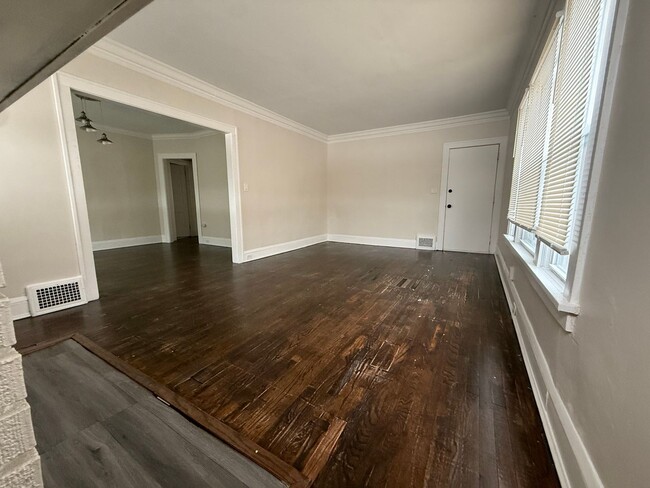 Photo - 3241 Kildare Rd