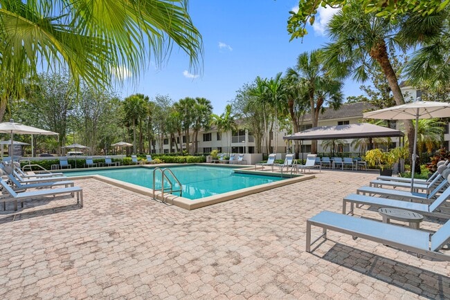 Photo - Lakepointe at Jacaranda