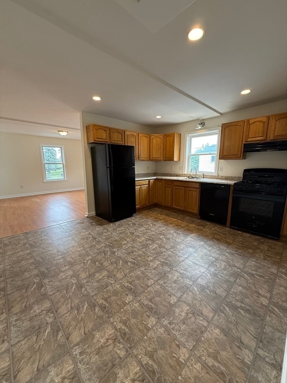 Building Photo - 229 Rollstone St Unit 2