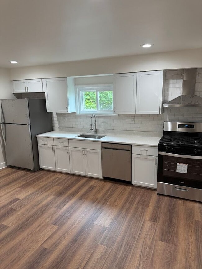 Photo - 420 Tintsman Ave Apartamento Unidad A