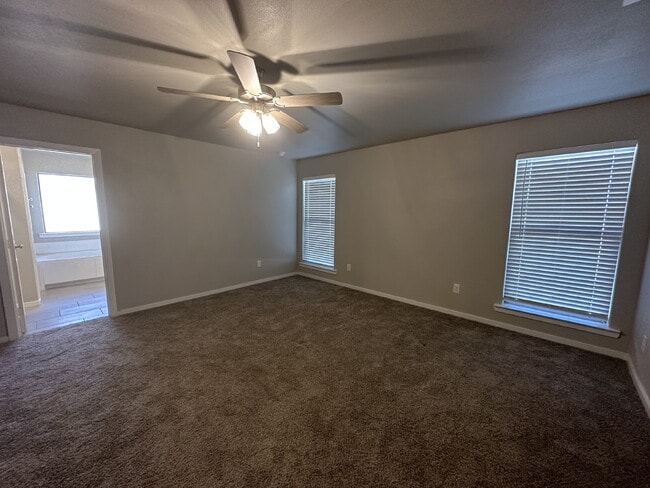Photo - 3 Bed 2 Bath in Upland Crossing!