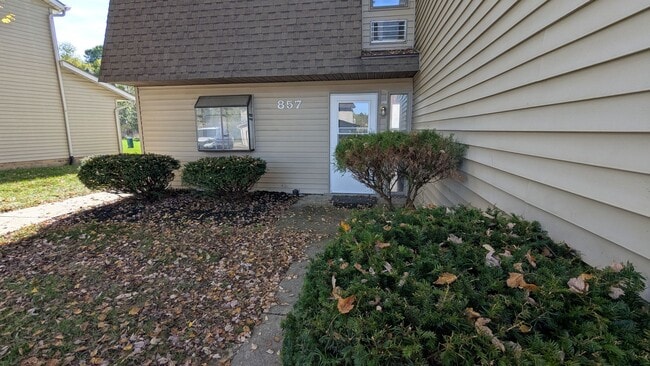 Photo - MN Cedar Village (857) Unit Apt B