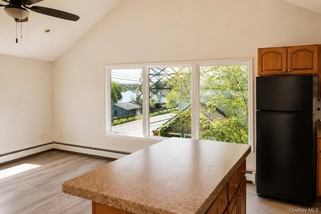 Photo - 435 Abeel St