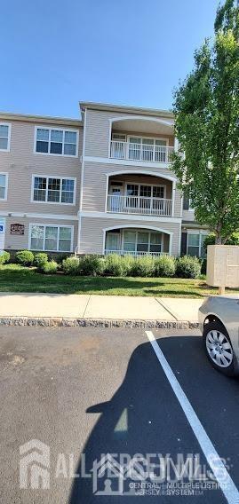 Photo - 725 Timberlake Dr