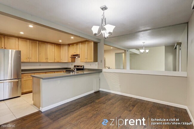 Photo - 2 br, 1.5 bath Condo - 3106 Luna Court, Sa...