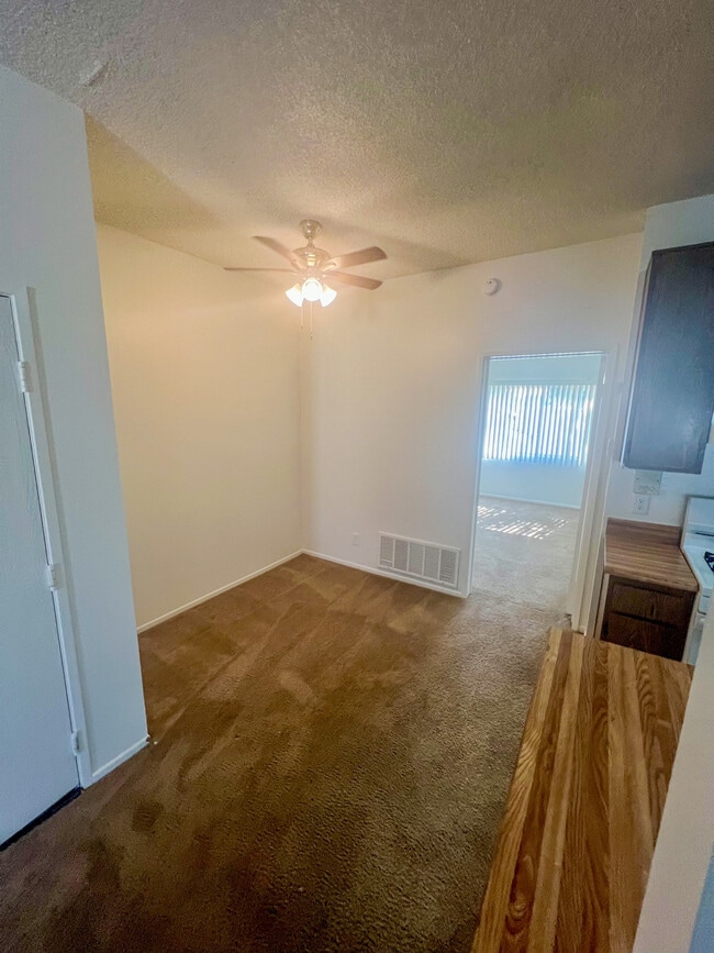 Photo - Crown Point Apartments