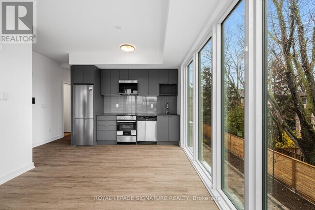 Photo - 4569 Kingston Rd Unit 211