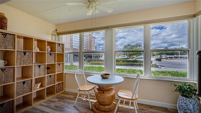 Photo - 5020 Brittany Dr S Unit 125