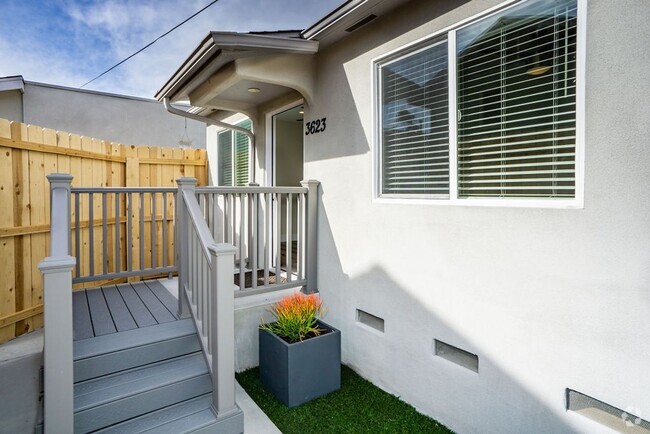 Building Photo - Beautiful detached 2/1 in North Park!  Pri... Rental
