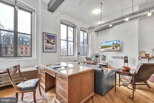 Photo - 428-40 N 13th St