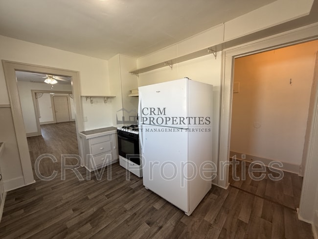 Photo - 811 N Webster St