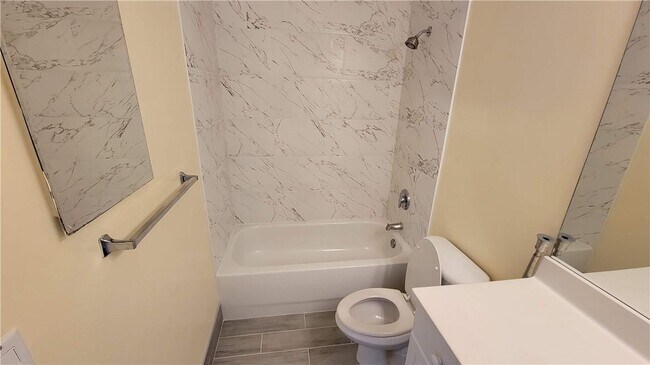 Photo - 2864 SW 83rd Ave