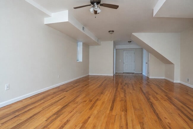 Photo - 203 Halladay St Unit 1