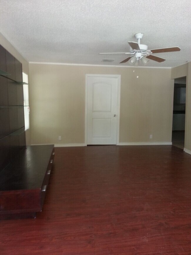 Photo - 5410 Congo Ln Unit 1