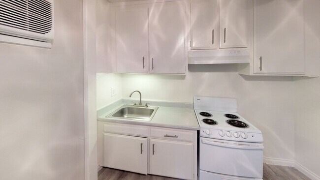 5th Street Apartments