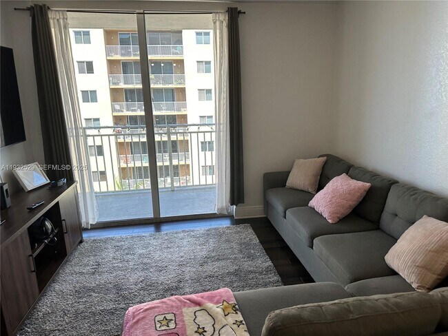 Photo - 219 NW 12th Ave Unit 705