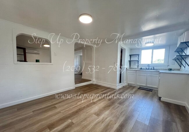 Photo - Updated 1 Bedroom All Electric Apartment Near Downtown Sonora!