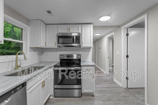 Building Photo - 602 Ross Rd Rental
