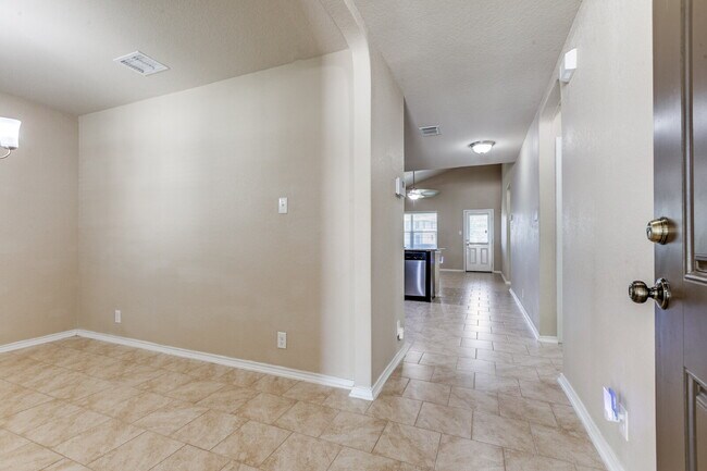 Photo - 15114 Cinnamon Teal