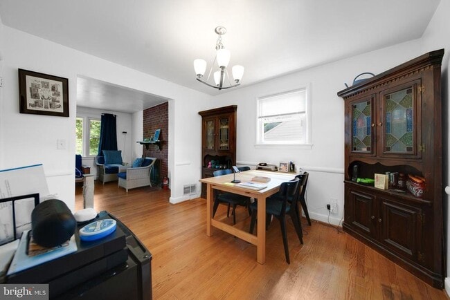 Photo - 10502 Glenhaven Dr