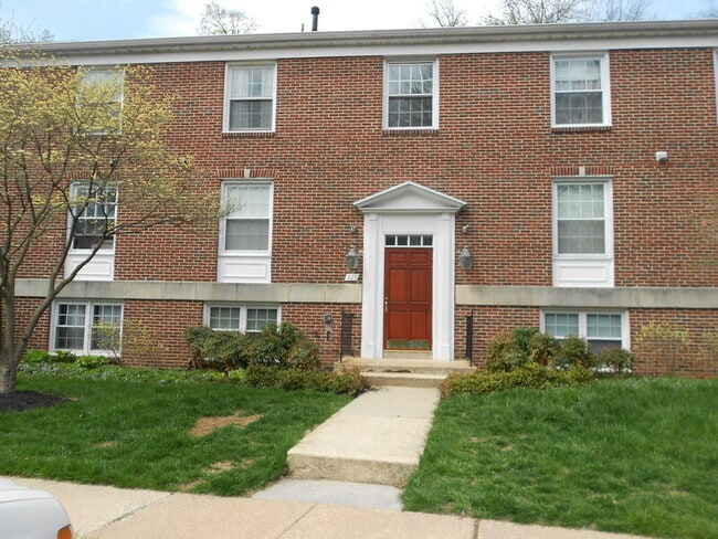 Photo - 325 Homeland Southway Unit #2A