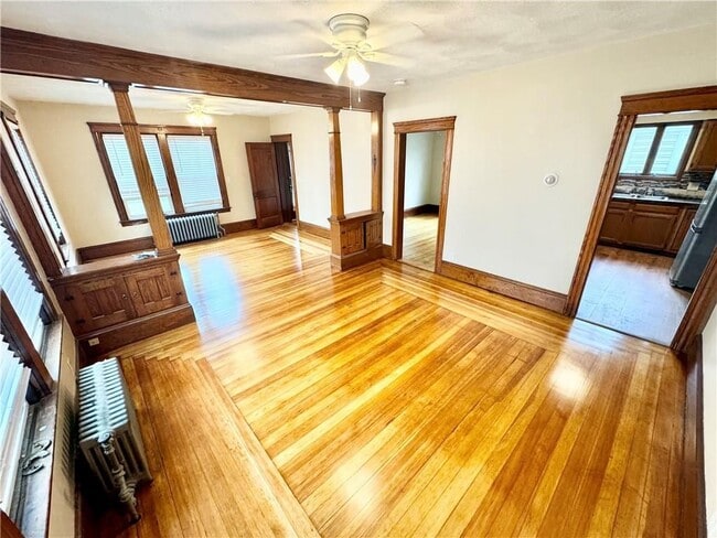 Photo - 25 Hanover Ave